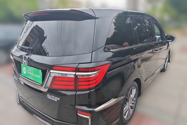 Used Honda Elysion 2019 2.0L Hybrid Luxury Edition
