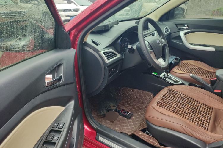 Used CHANGAN Alsvin V7 2016 1.6L Automatic Enjoyment Model China V Standard Driver Seat