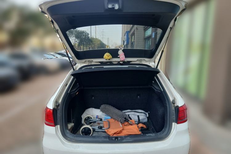 Used Volkswagen Gran Lavida 2013 1.4 TSI Automatic Luxury Model