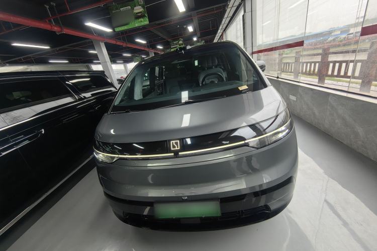 Used Zeekr MIX 2025 Intelligent Driving Version
