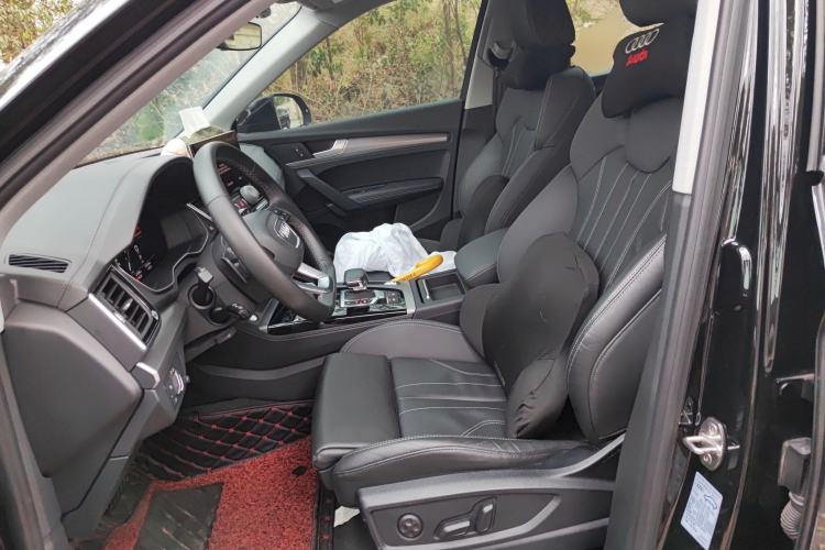 Used Audi Q5L 2023 40T Fashionable and Dynamic Edition
