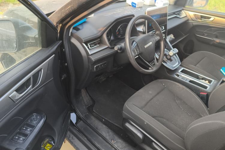 Used Haval M6 2023 PLUS 1.5T DCT Elite Smart Connectivity Model
