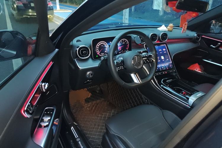 Used Mercedes-Benz C-Class 2023 Revised C 200 L Sport Edition Driver Seat