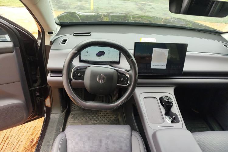 Used Leapmotor C16 2026 All-Electric 580 Prestige 6-Seater