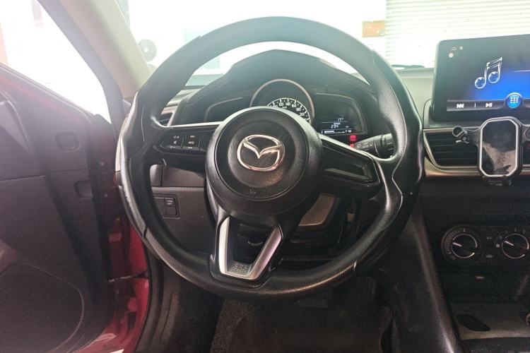 Used Mazda 3 Axela 2017 Sedan 1.5L Automatic Comfort Model Emission Standard China V