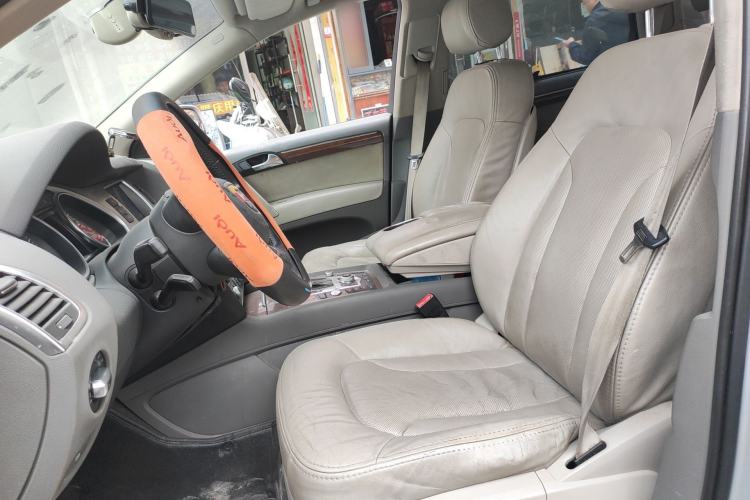 Used Audi Q7 2013 35 TFSI Technology Edition Left Front Seat