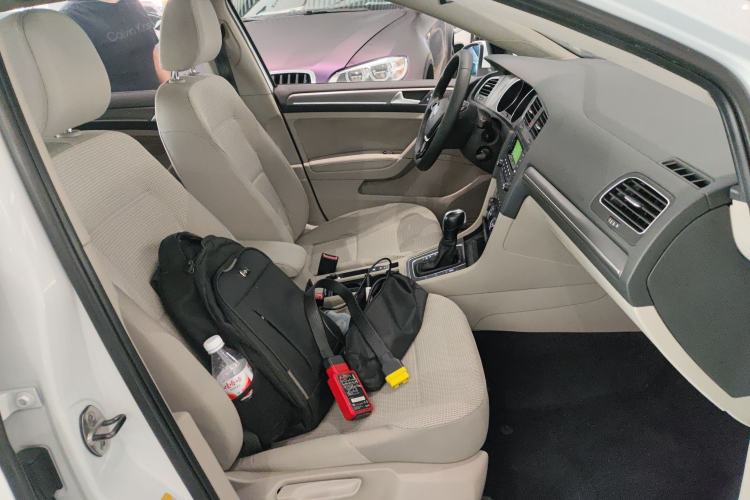 Used Volkswagen Golf 2014 1.4TSI Automatic Comfort Model Right Front Seat