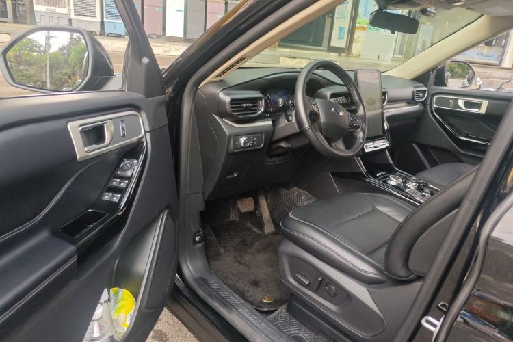 Used Ford Explorer 2020 EcoBoost 285 Rear-Drive Trend Edition 6 Seats Driver Seat