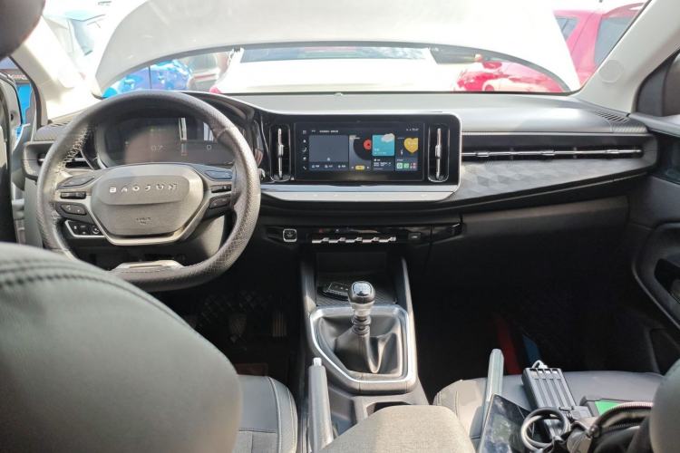 Used Baojun RM-5 2019 1.5T Manual Elite Version with 24-Hour Online Service 7 Seats
