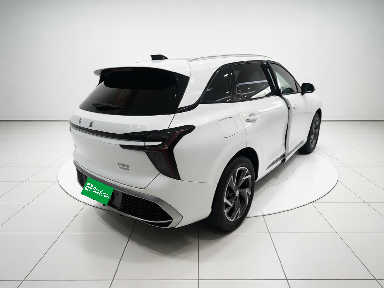 Hongqi HS3 PHEV 2025 Model 117km Jingwei Edition — снимка 6