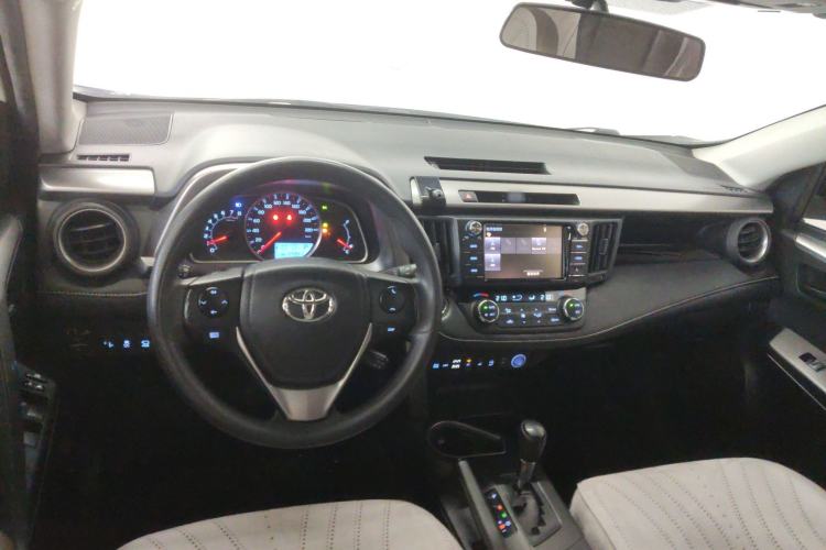 Used Toyota RAV4 2016 2.0L CVT Two-Wheel Drive Comfort Edition China V Standard