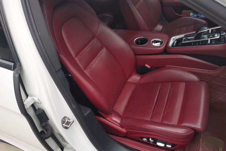 Used Porsche Panamera 2017 Panamera 3.0T Right Front Seat