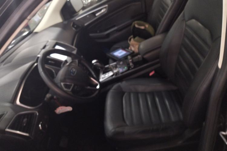 Used Ford Edge 2015 2.0T GTDi 4x4 High-Grade Model Left Front Seat