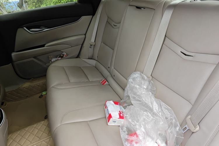 Used Cadillac XTS 2014 28T Comfort Version