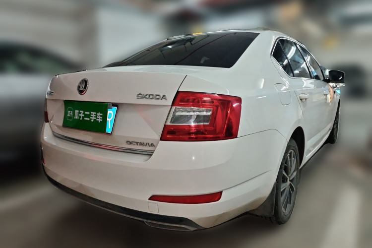 Used Skoda Octavia 2016 1.6L Automatic Smart Drive Edition
