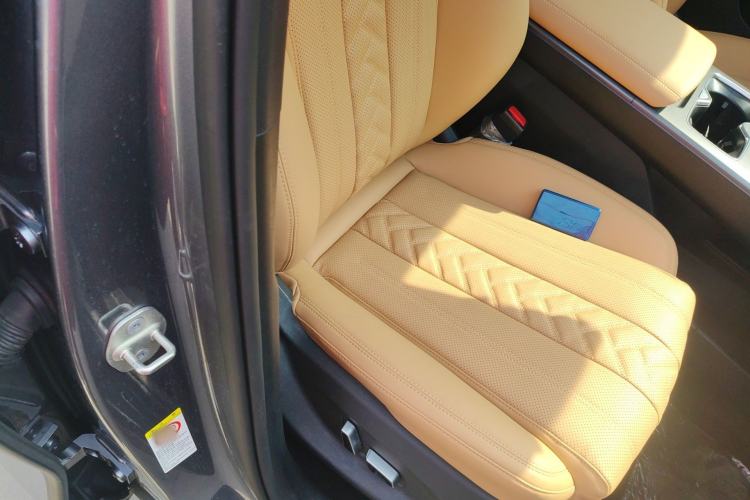 Used BYD Song L DM-i 2024 112 km Beyond Edition Right Front Seat