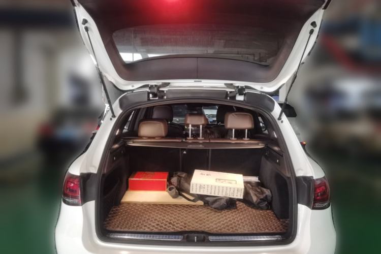 Used Mercedes-Benz GLC 2020 GLC 300 L 4MATIC Dynamic Edition
