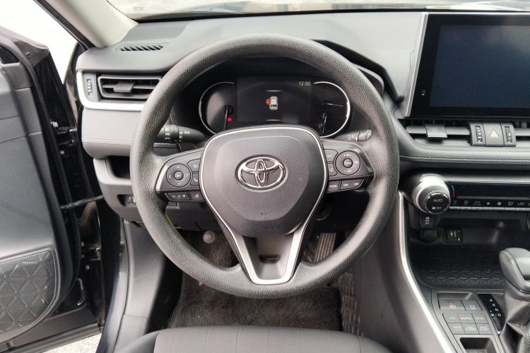 Used Toyota RAV4 2021 2.0L CVT 4x4 Trend Edition