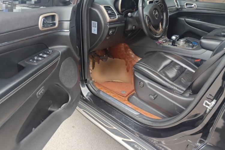 Used Jeep Grand Cherokee 2014 3.0TD Diesel Comfort Navigation Version