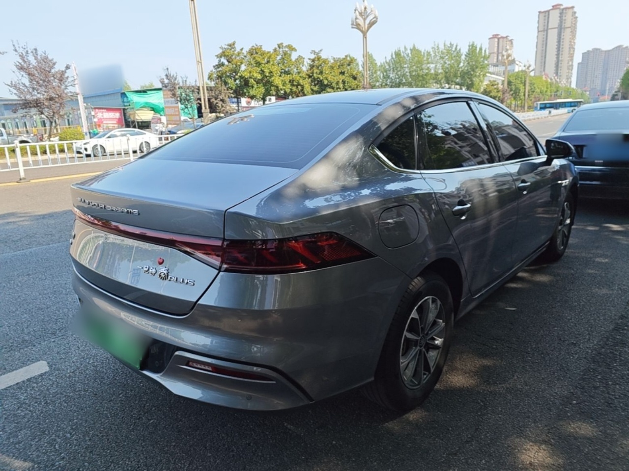 BYD Qin PLUS 2024 HONOR Edition DM-i 55KM Leading Model — снимка 6