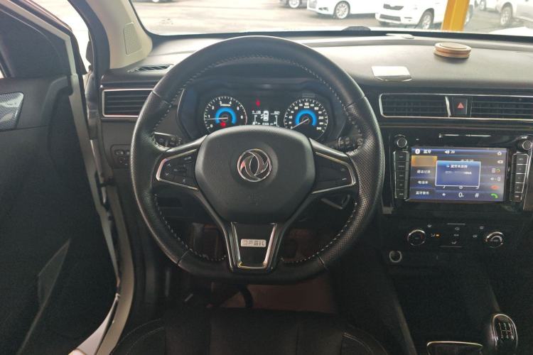 Used Dongfeng Fengon 580 2017 1.8L Manual Comfort Model Steering Wheel