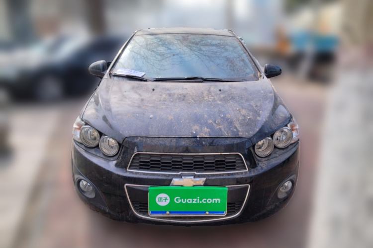 Used Chevrolet Aveo Sonic 2011 Sedan 1.4L Manual Transmission SE