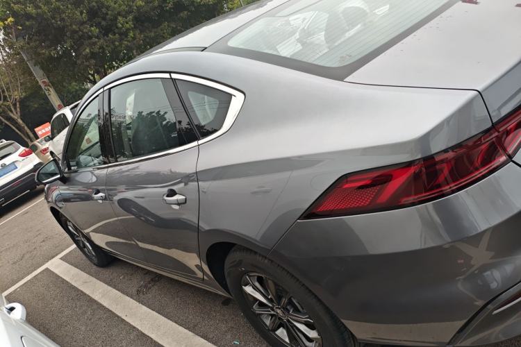 Used BYD Qin PLUS 2021 EV 400KM Leading Comfort Edition
