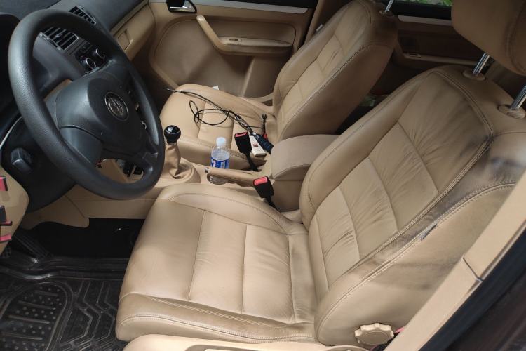 Used Volkswagen Touran 2011 1.4T Manual Zhiya Edition 5 Seats Left Front Seat