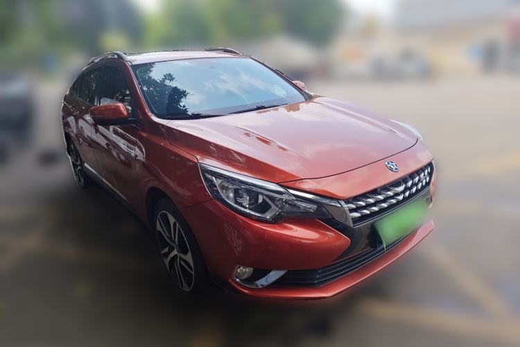 Used Venucia T90 2017 2.0L CVT Leading Edition