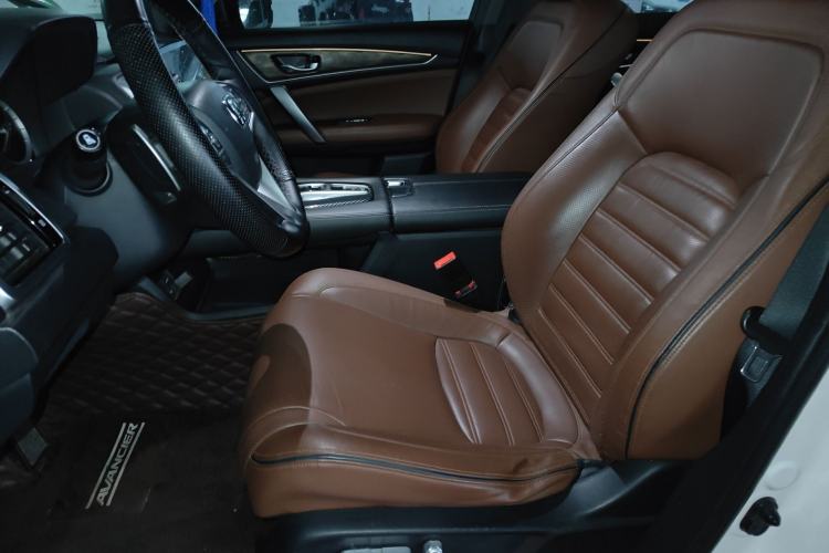 Used Honda UR-V 2017 370TURBO 2WD Prestige Edition China V Left Front Seat