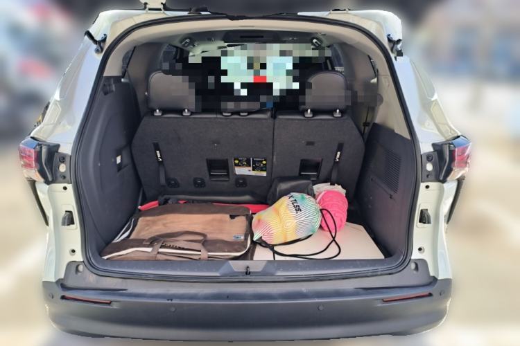 Used Toyota SIENNA 2024 2.5L Hybrid Comfort Edition