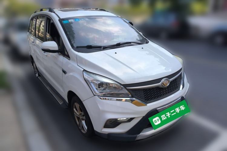 Used HYOSOW H3 2015 1.5L manual luxury version Front Right 45 Deg