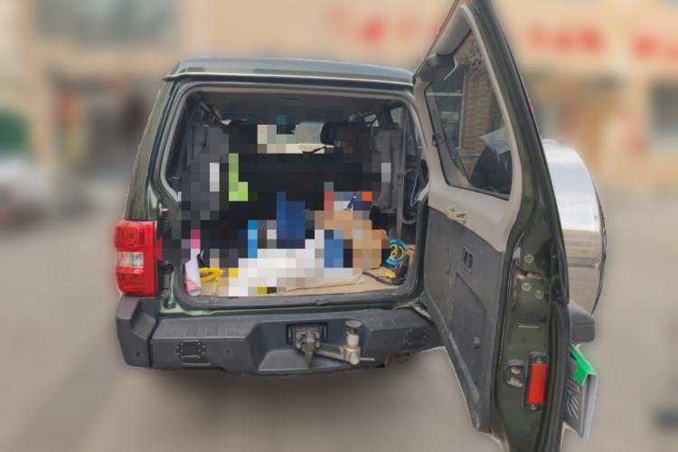 Used Leopaard Q6 2014 2.4L Two-Wheel Drive Version
