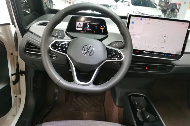 Used Volkswagen ID.3 2025 Smart Model Outstanding Oxygen Edition Steering Wheel