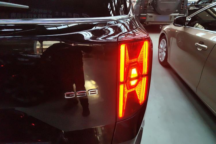 Used GAC Trumpchi GS8 2022 Flagship Series 2.0 TGDI Two-Wheel-Drive Prestige Edition (7 Seats)
