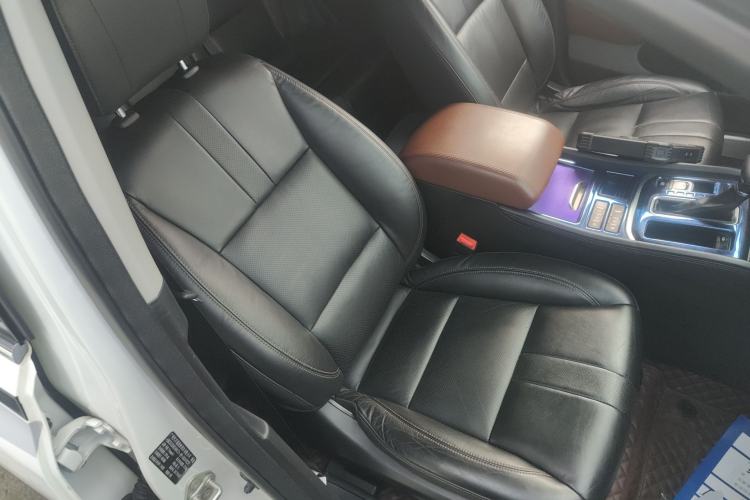 Used GAC Trumpchi GS7 2017 320T Two-Wheel-Drive Luxury Smart Connectivity Model