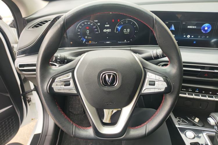 Used CHANGAN Eado 2020 PLUS Blue Whale NE 1.4T GDI DCT Flagship Model Steering Wheel