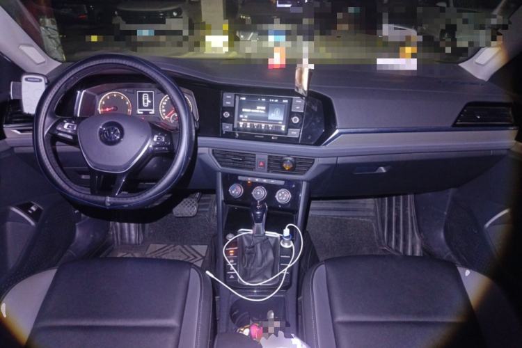 Used Volkswagen Sagitar 2019 280TSI DSG Comfort Version China VI Standard Center Console