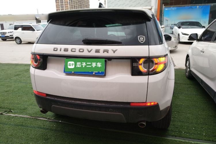 Used Land Rover Discovery Sport 2019 240 PS SE Version China VI Standard Rear