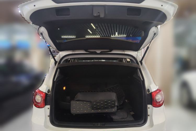 Used Volkswagen Tiguan 2012 1.8TSI Automatic Two-Wheel Drive Elite Edition Trunk