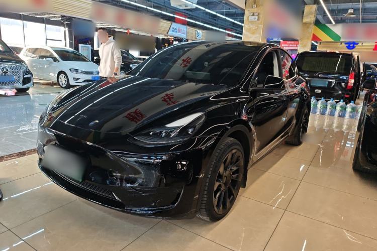 Used Tesla Model Y 2023 Rear-Wheel-Drive Version