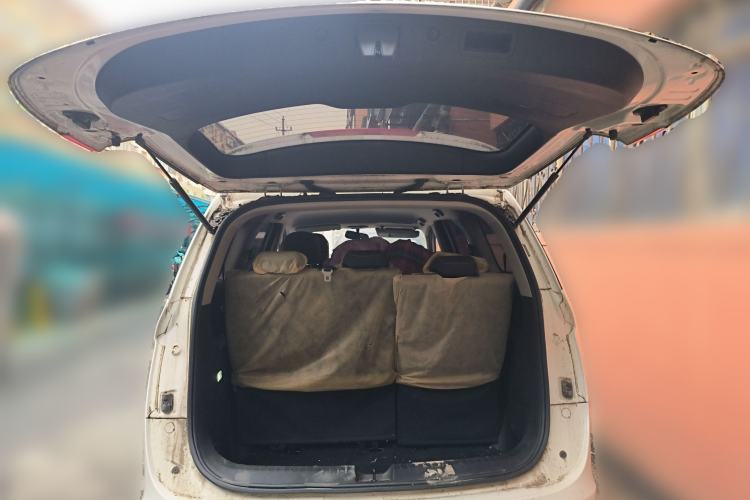 Used Baojun 730 2019 1.5L Manual Fashion Model 7-seater National V Trunk