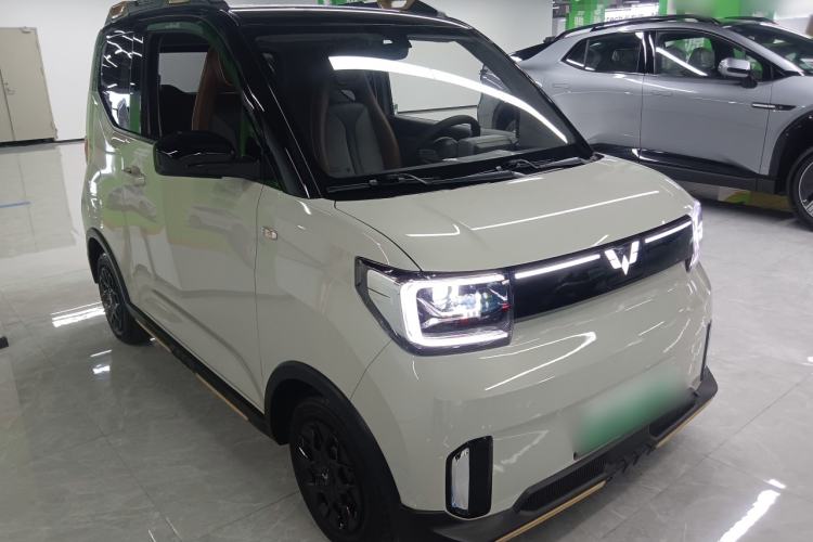 Used Wuling Hongguang MINIEV 2022 GAMEBOY 300km Enthusiast Model with Lithium Iron Phosphate
