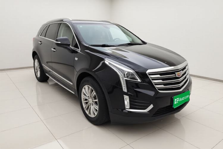Used Cadillac XT5 2018 25T Luxury Model Exterior 2