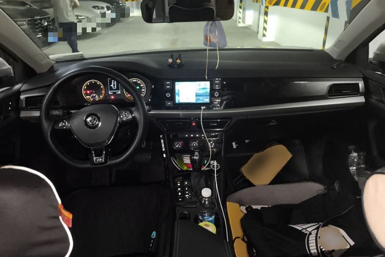 Used Volkswagen Lavida 2019 280TSI DSG Comfort Edition China VI standard Center Console