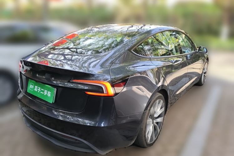 Used Tesla Model 3 2023 Rear-Wheel-Drive Version
