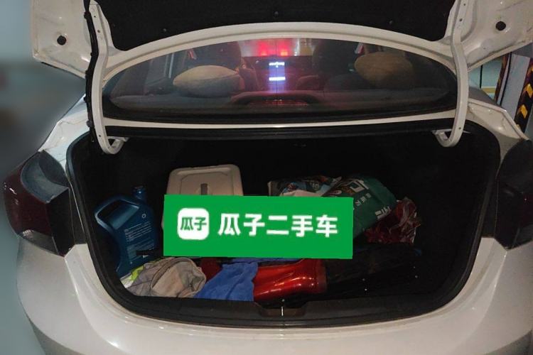 Used Hyundai Elantra (5th Generation / Langdong) 2016 1.6L Automatic Smart Version
