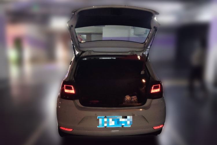 Used Volkswagen Polo 2014 1.4L Automatic Comfort Edition Trunk