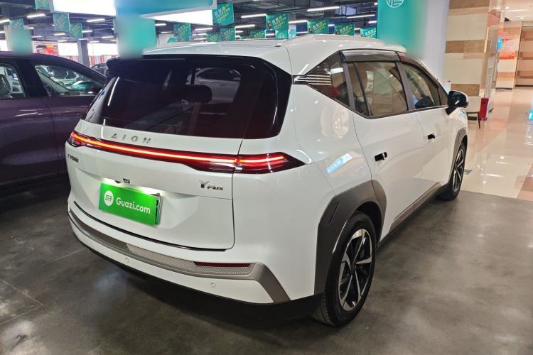 Used AION Y 2022 Plus 70 Smart Edition Rear Right 45 Deg