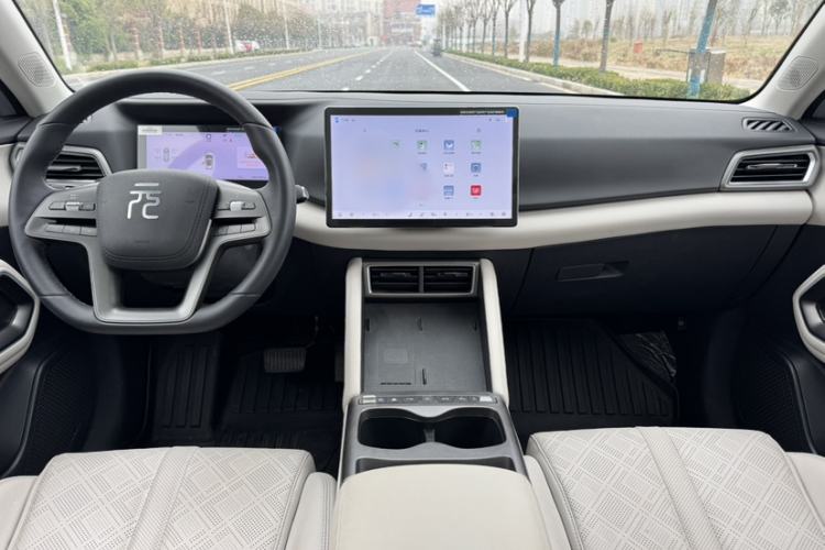 Used BYD Yuan UP 2025 Intelligent Driving Version 401 km Beyond-Range Edition
